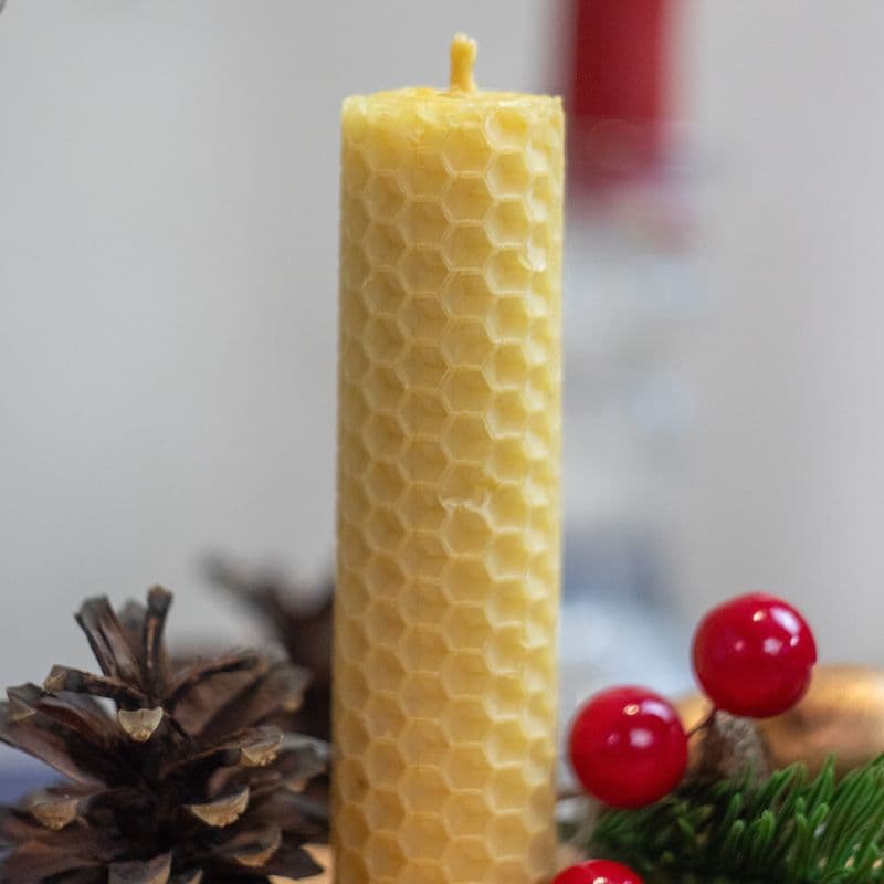 Свеча из вощины